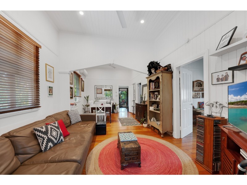 360 McLeod Street, Cairns North QLD 4870