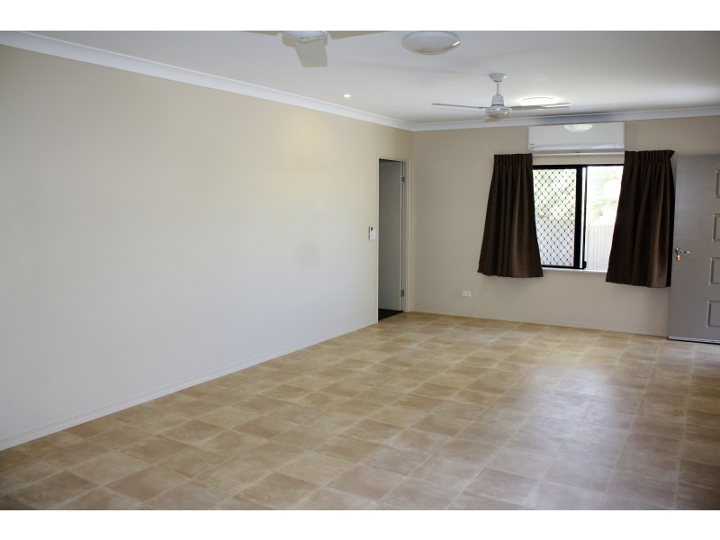 8A Viola Close, Bayview Heights QLD 4868