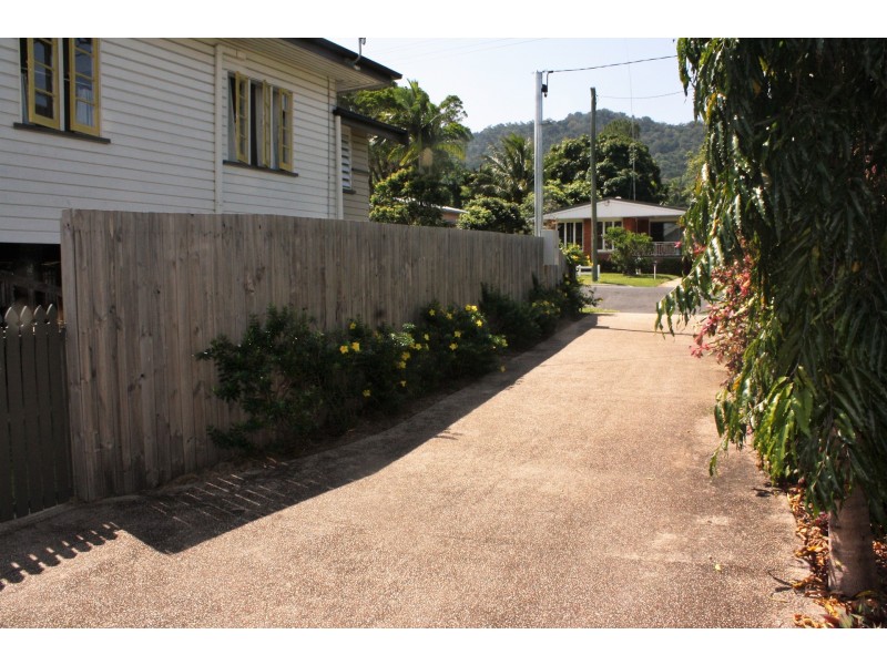7 Glenlea Street, Edge Hill QLD 4870