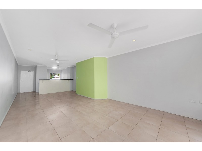 7/33-35 Kamerunga Road, Stratford QLD 4870