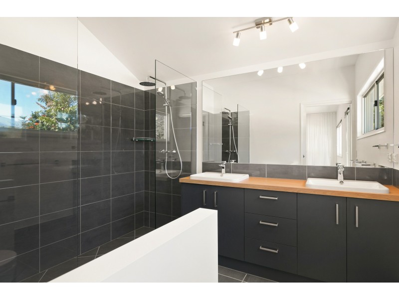 25A Fleming Street, Edge Hill QLD 4870