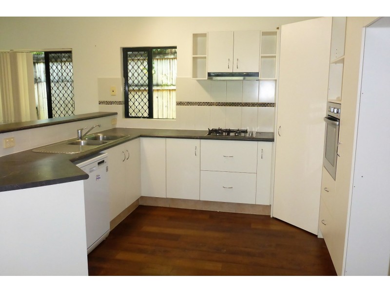 9 Messina Close, Kanimbla QLD 4870