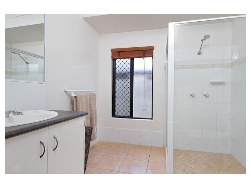 9 Messina Close, Kanimbla QLD 4870