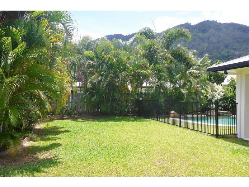 9 Messina Close, Kanimbla QLD 4870