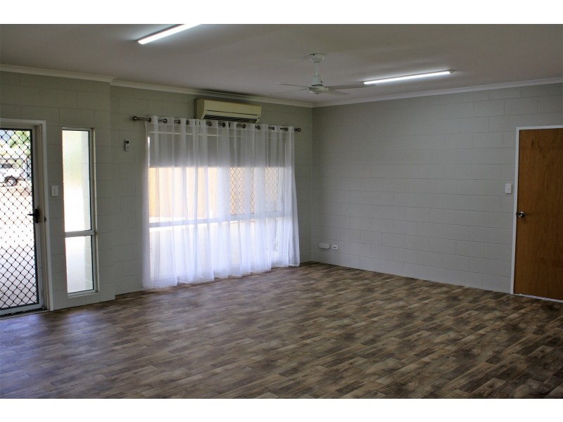 14 Matoska Close, Mount Sheridan QLD 4868