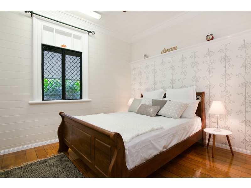 1/10 Dollisson Street, Manunda QLD 4870