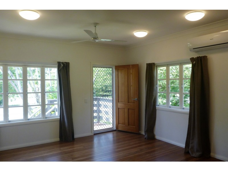 55 Aeroglen Drive, Aeroglen QLD 4870