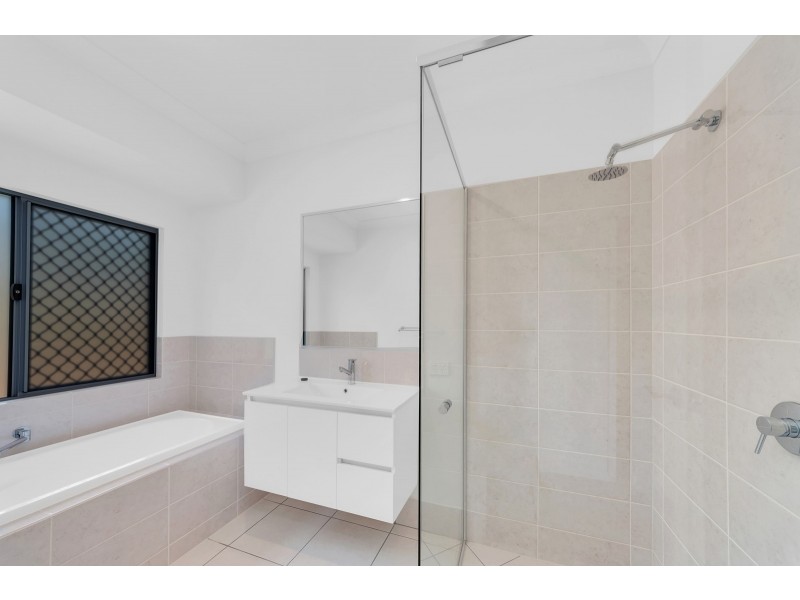 6 Cribwood Close, Mount Sheridan QLD 4868