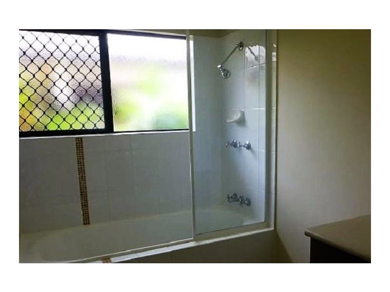 9 Ellibank Close, Edmonton QLD 4869