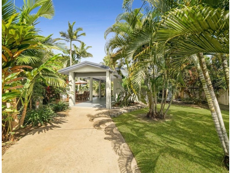 10 Jarrad Close, Mooroobool QLD 4870
