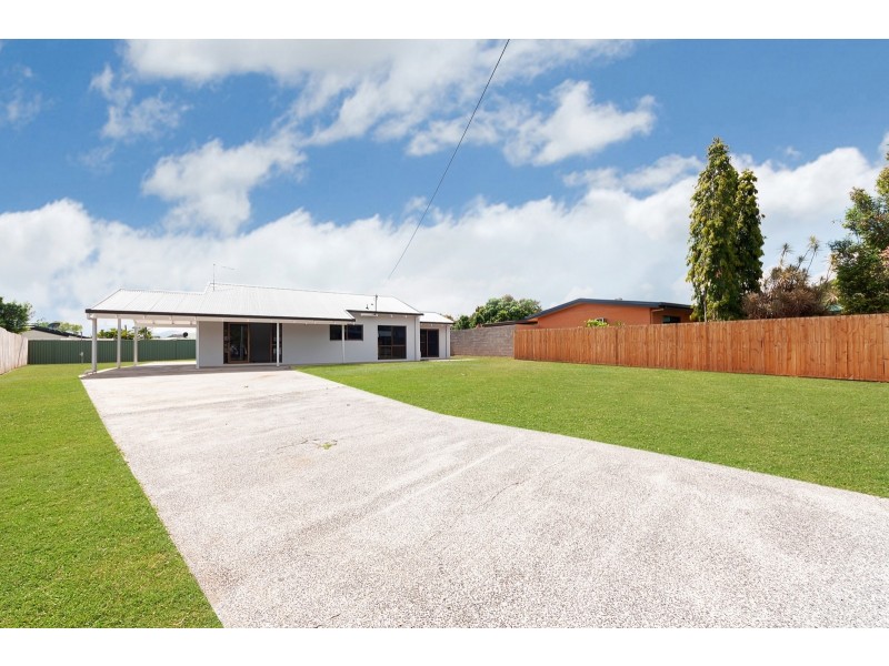 10 Velma Close, Woree QLD 4868