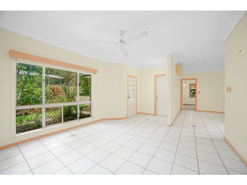 47 Eugenia Crescent, Redlynch QLD 4870