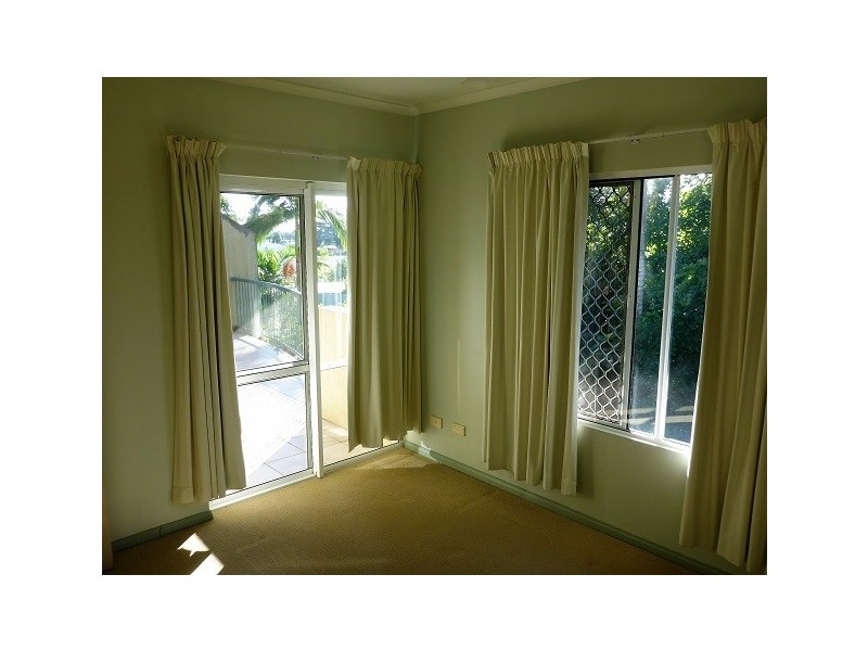 12/10 Brown Street, Woree QLD 4868