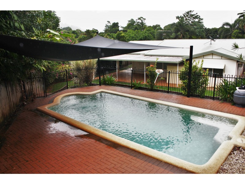 3 Wheeler Court, Brinsmead QLD 4870