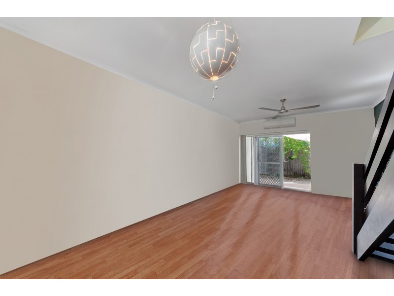 4/13 Balaclava Road, Earlville QLD 4870