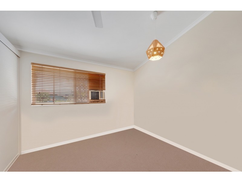 4/13 Balaclava Road, Earlville QLD 4870