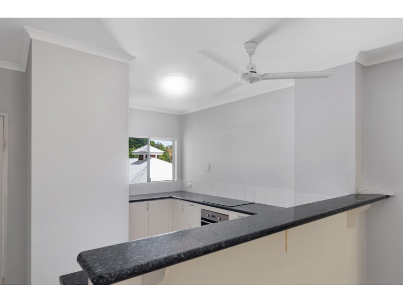 7/33-35 Kamerunga Road, Stratford QLD 4870