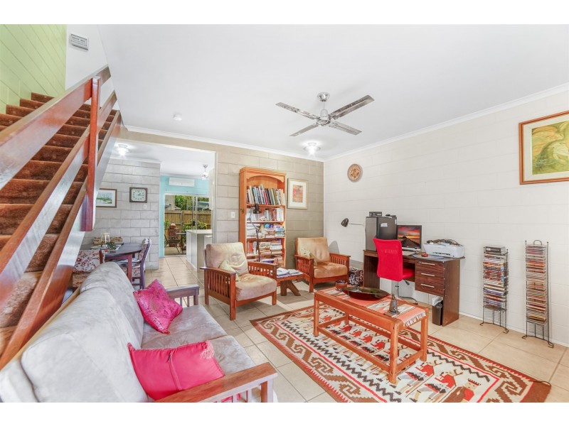 3/18 Robert Road, Bentley Park QLD 4869