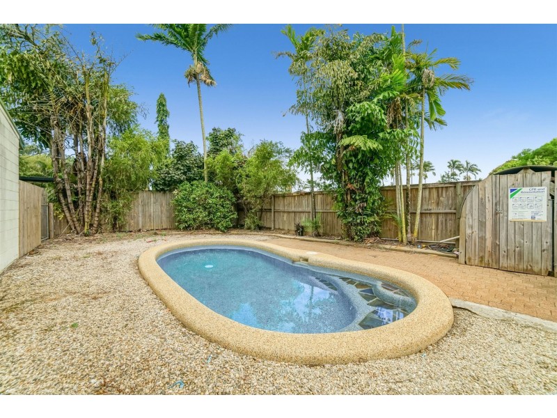 3/18 Robert Road, Bentley Park QLD 4869