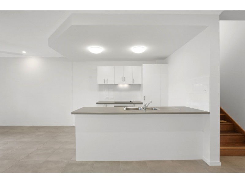 3/10 Macilwraith Street, Manoora QLD 4870