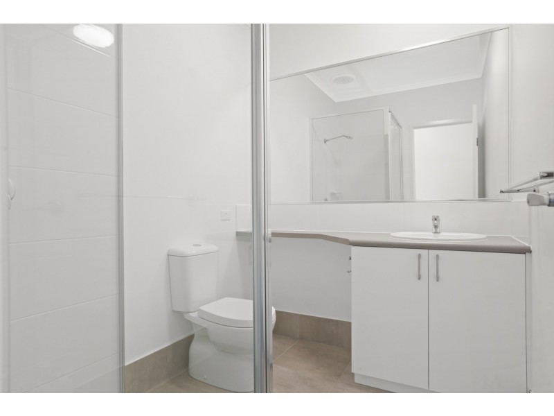 3/10 Macilwraith Street, Manoora QLD 4870