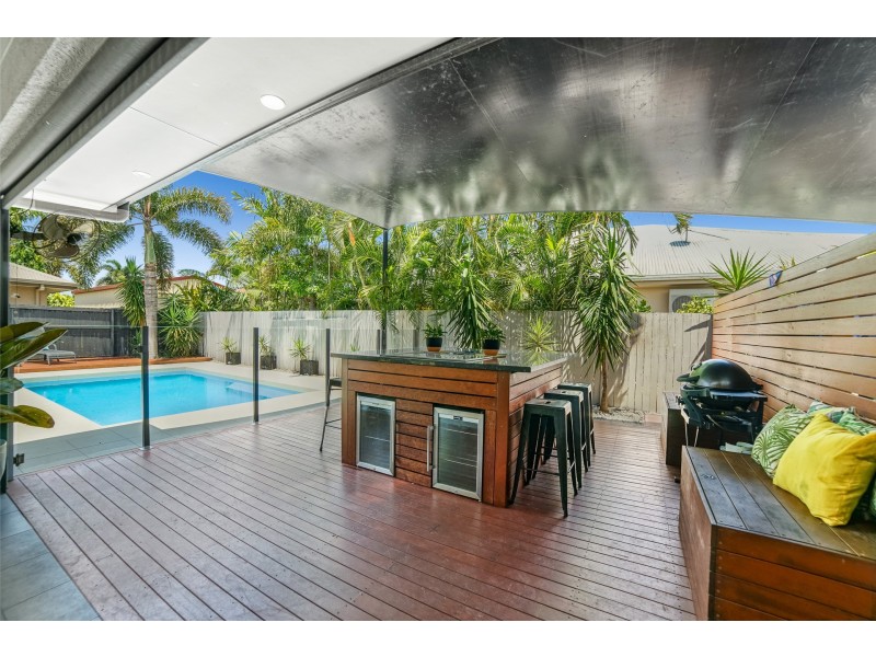 5 Norwood Crescent, Trinity Park QLD 4879