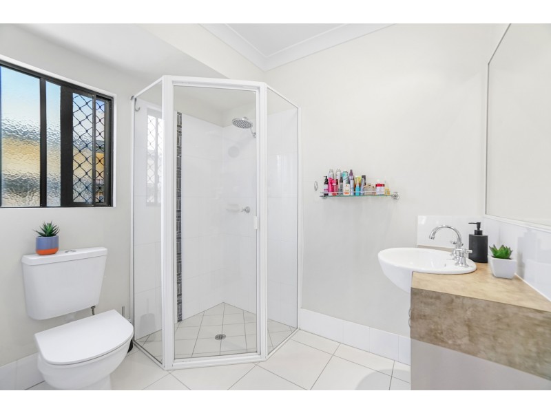 5 Norwood Crescent, Trinity Park QLD 4879