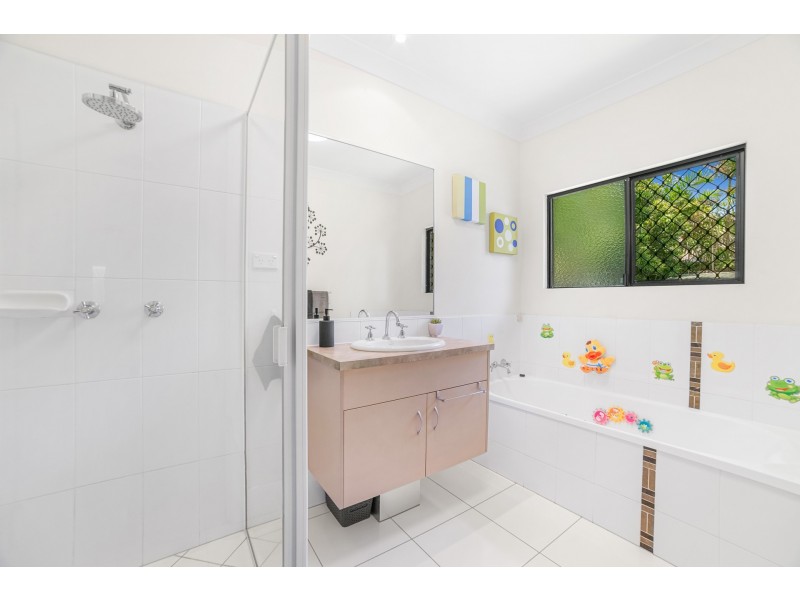 5 Norwood Crescent, Trinity Park QLD 4879