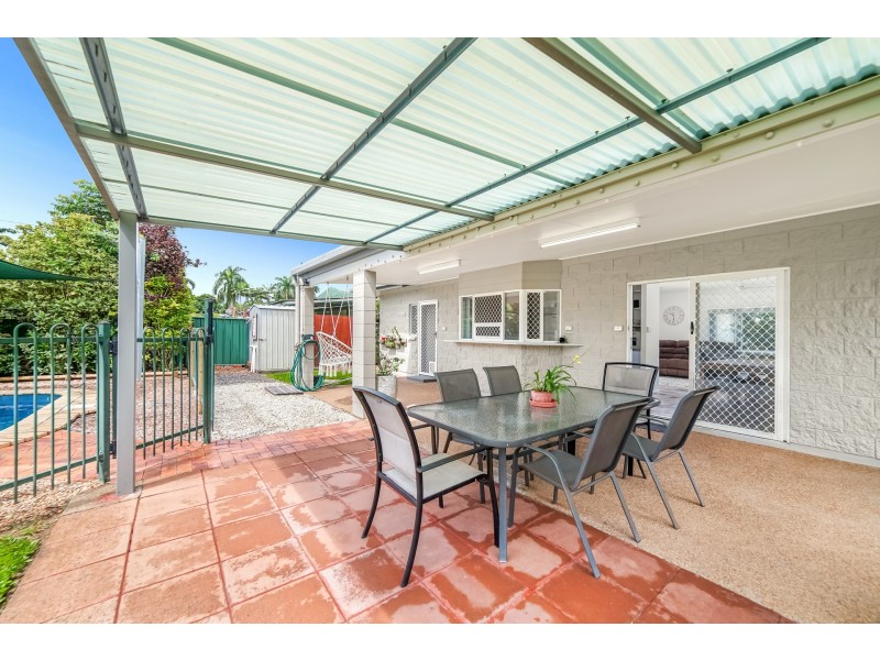 79 Bathurst Drive, Bentley Park QLD 4869