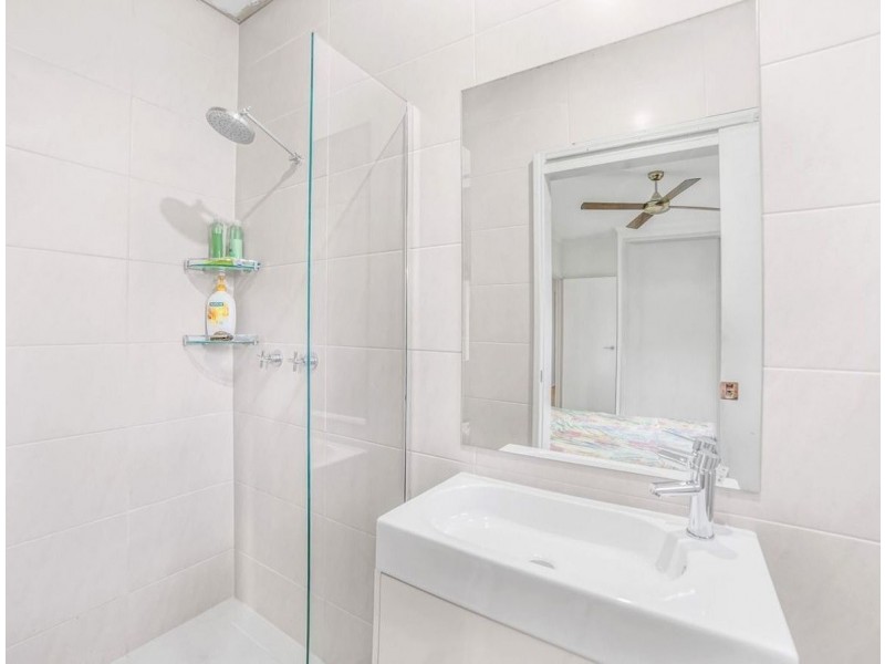 10 Jarrad Close, Mooroobool QLD 4870