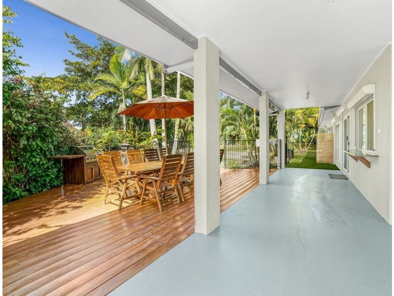 10 Jarrad Close, Mooroobool QLD 4870