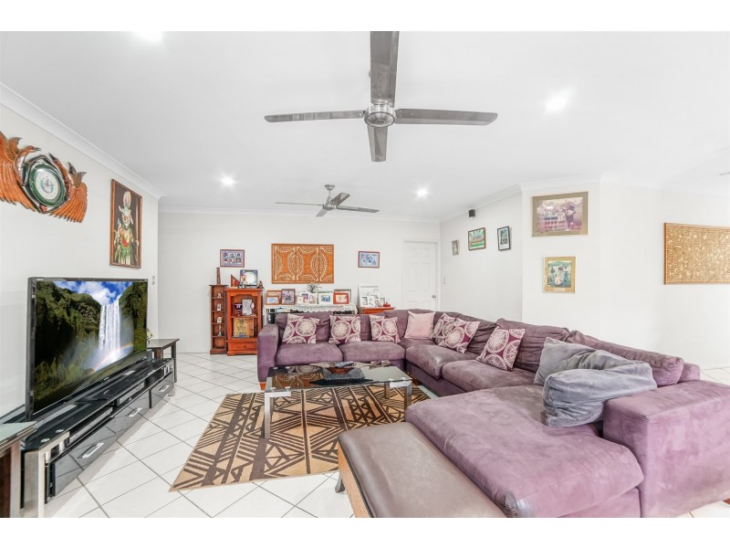 11 Surtees Close, Bentley Park QLD 4869