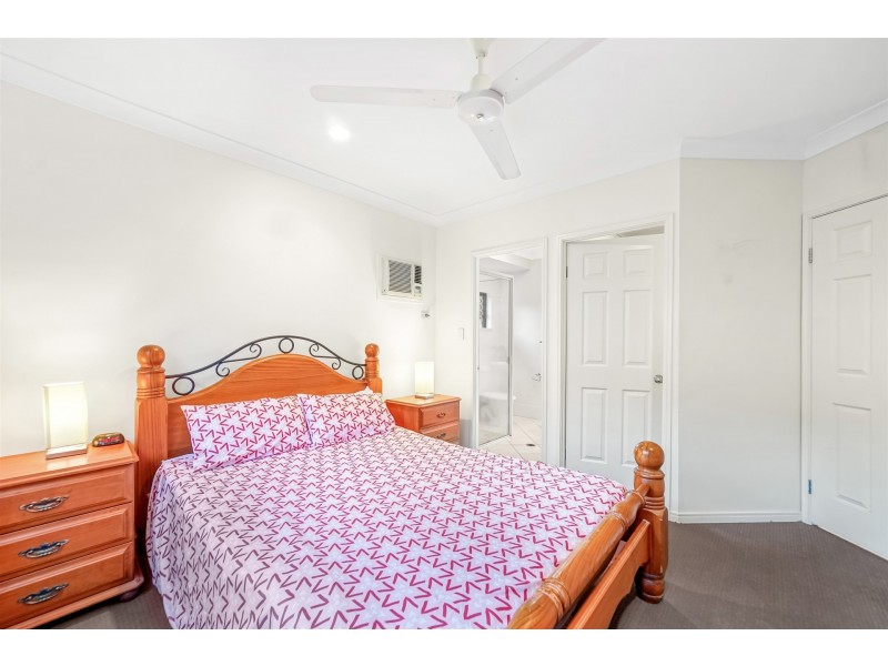 11 Surtees Close, Bentley Park QLD 4869