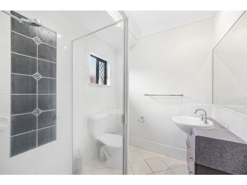 11 Surtees Close, Bentley Park QLD 4869