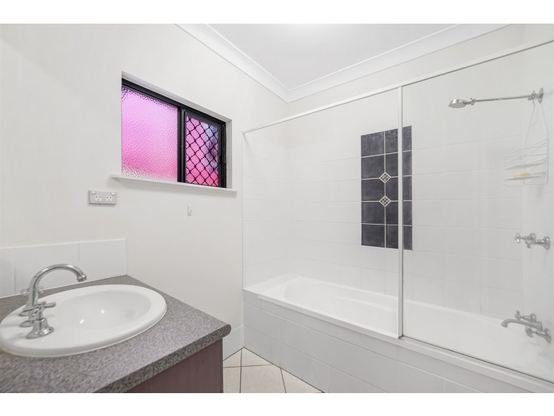 11 Surtees Close, Bentley Park QLD 4869