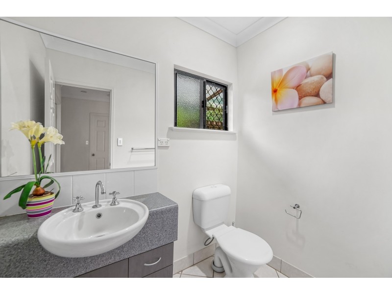 11 Surtees Close, Bentley Park QLD 4869