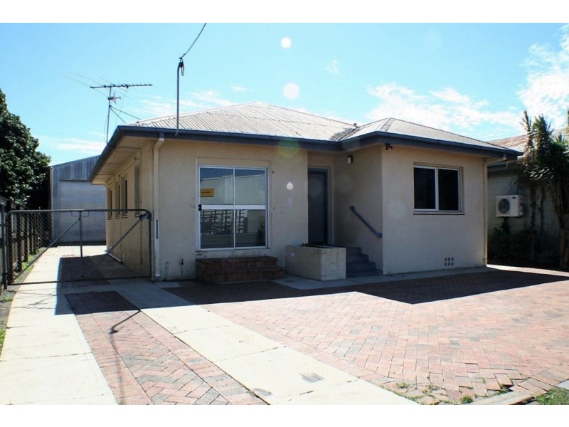 110 Kenny Street, Portsmith QLD 4870