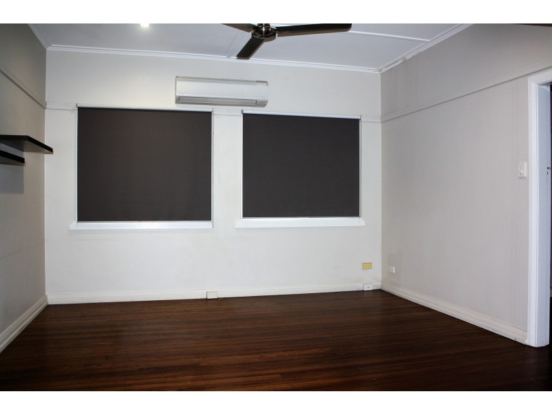 110 Kenny Street, Portsmith QLD 4870