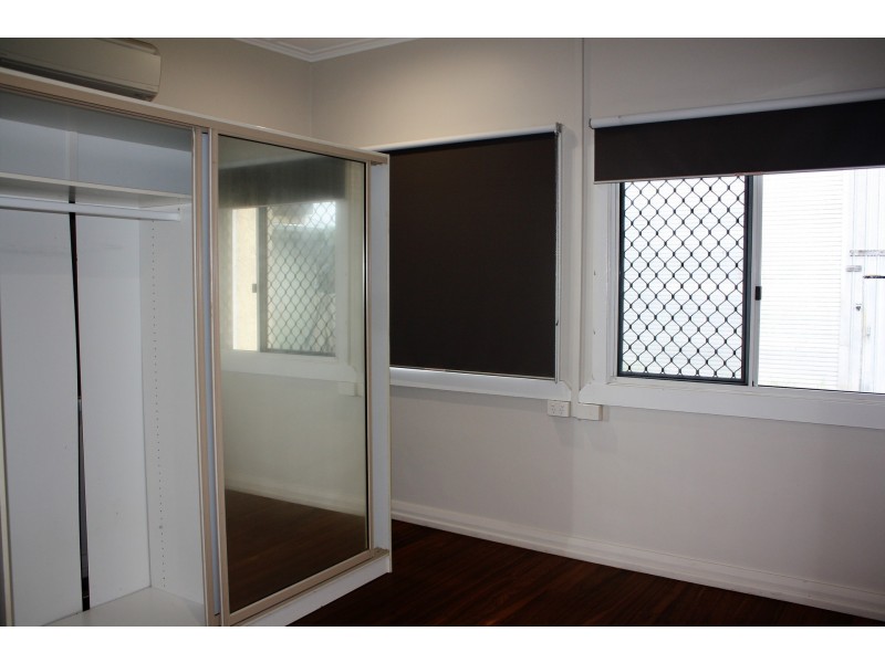 110 Kenny Street, Portsmith QLD 4870