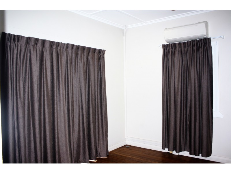 110 Kenny Street, Portsmith QLD 4870