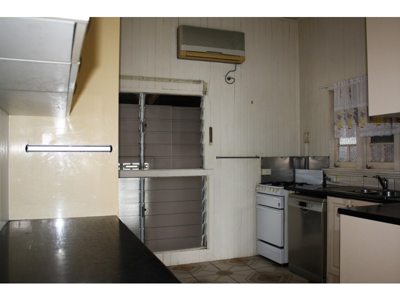 16 Barry Street, Bungalow QLD 4870