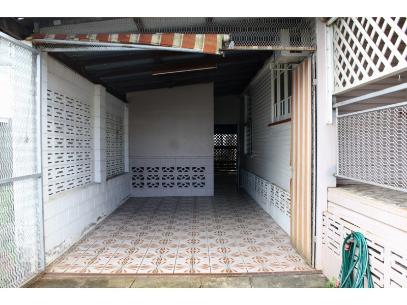 16 Barry Street, Bungalow QLD 4870