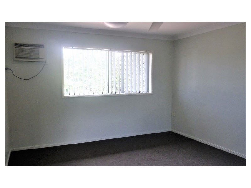 1 Wooley Close, Kanimbla QLD 4870
