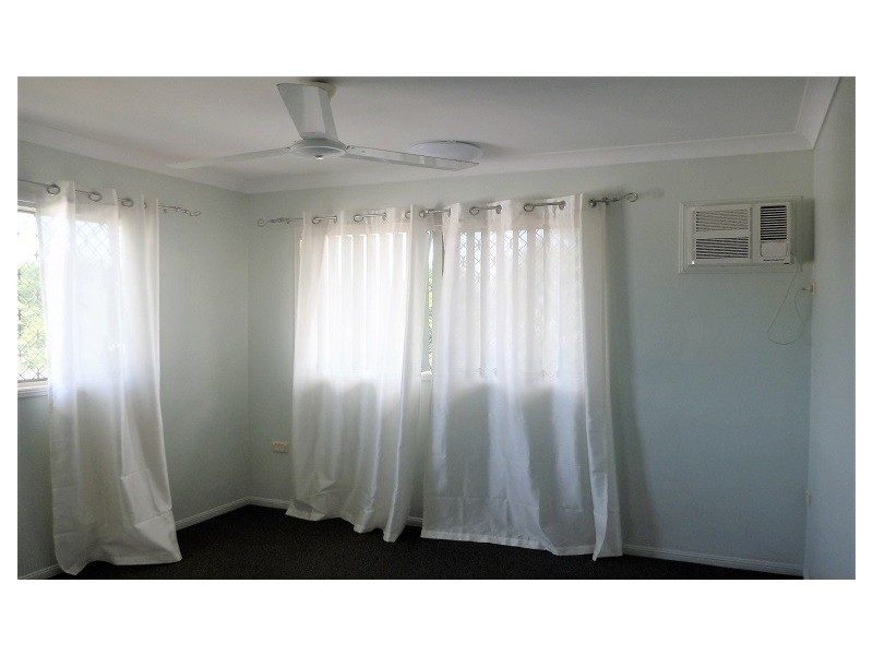 1 Wooley Close, Kanimbla QLD 4870