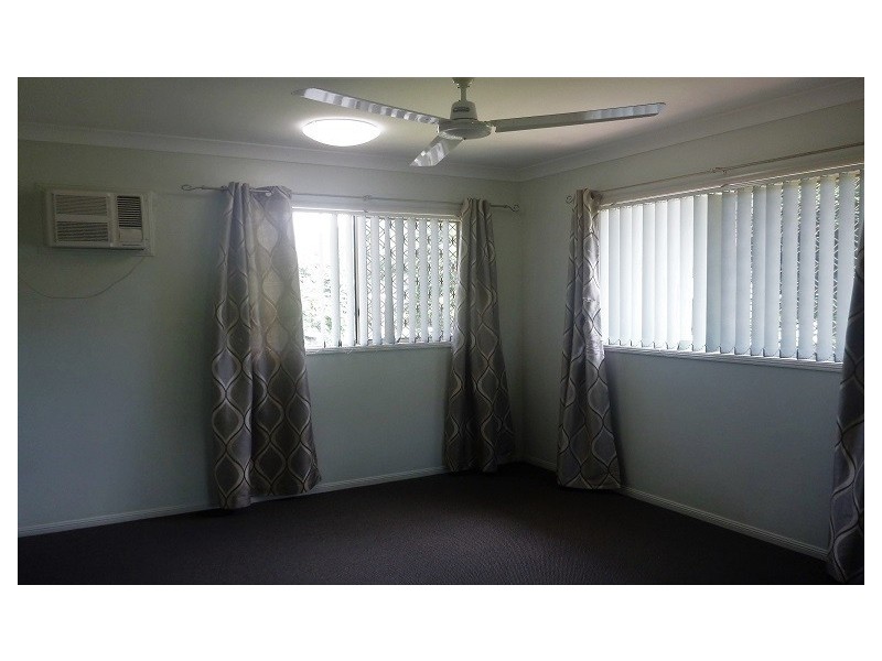 1 Wooley Close, Kanimbla QLD 4870