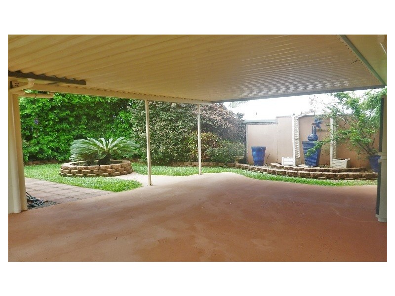 1 Wooley Close, Kanimbla QLD 4870