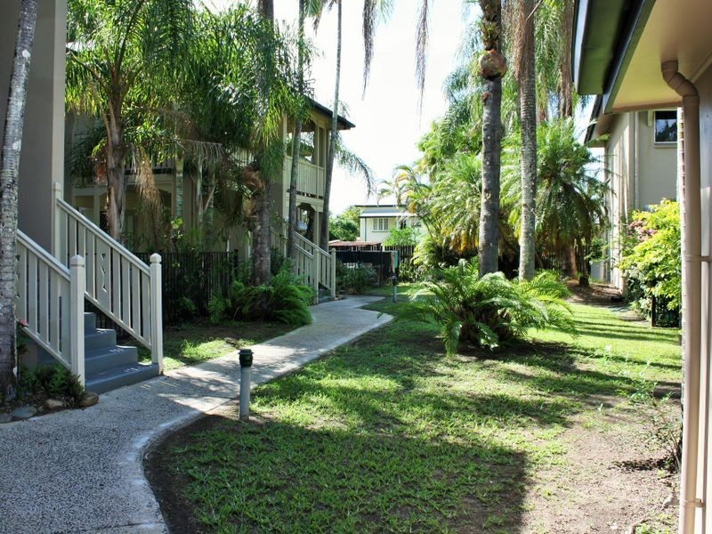 24/176 Spence Street, Cairns QLD 4870