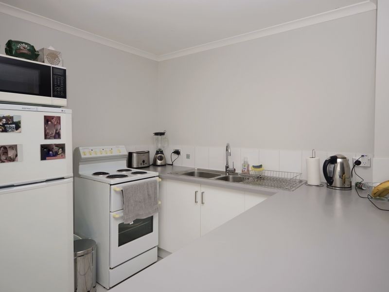 10/36 Springfield Crescent, Manoora QLD 4870