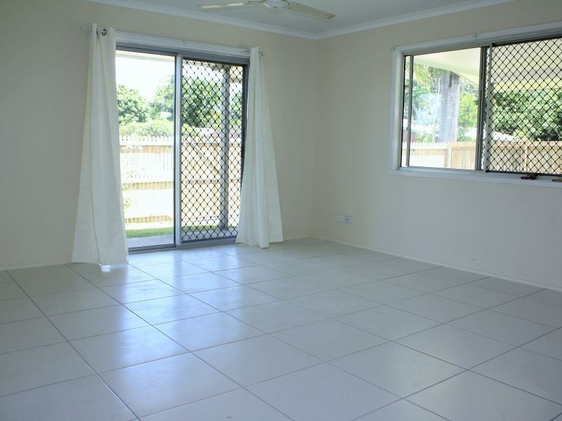 37 Frances Street, Mooroobool QLD 4870