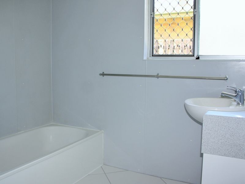 37 Frances Street, Mooroobool QLD 4870